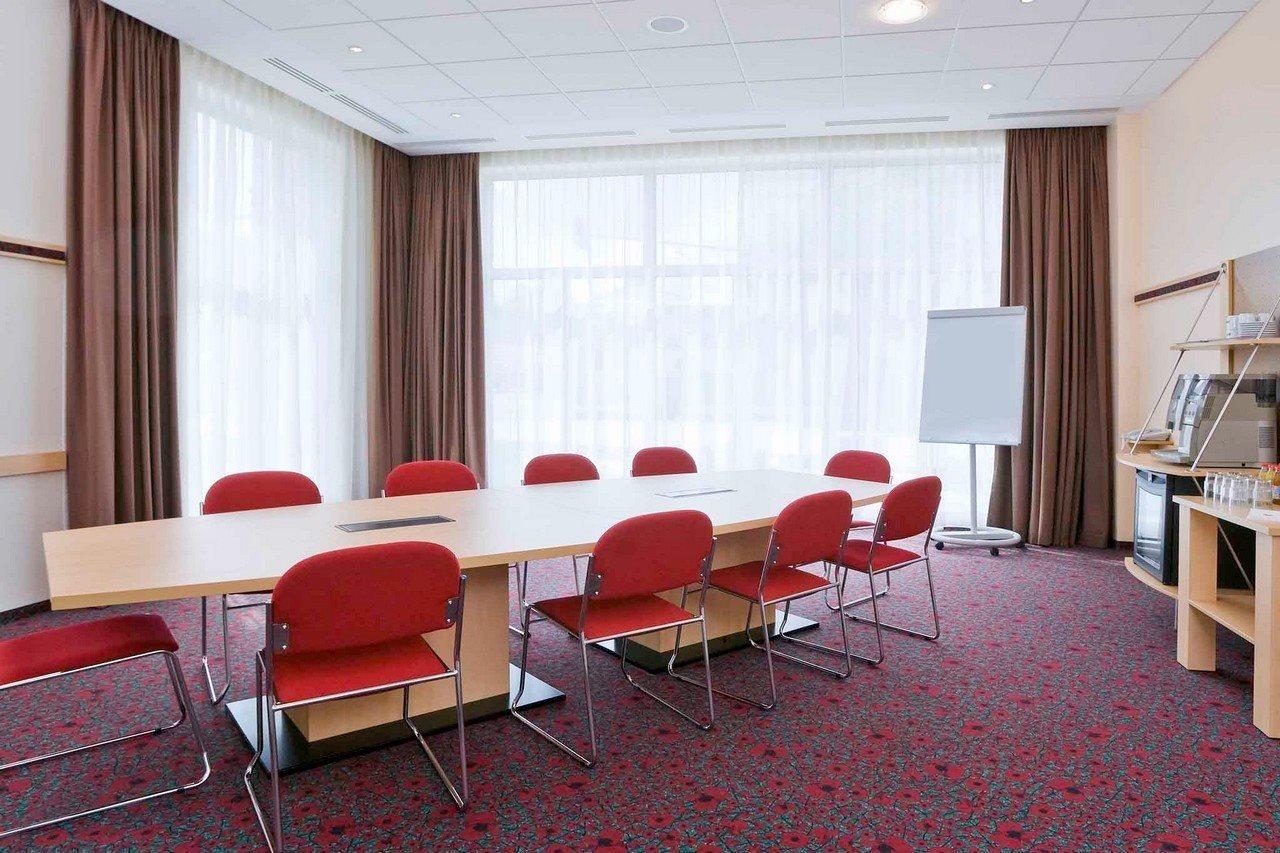 Hotel Ibis Kielce Centrum Exterior photo